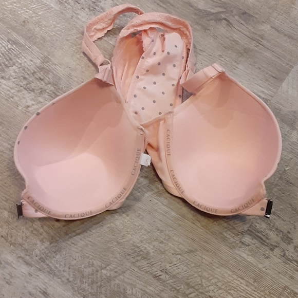 Racer back 40 DD or F new condition front clasp